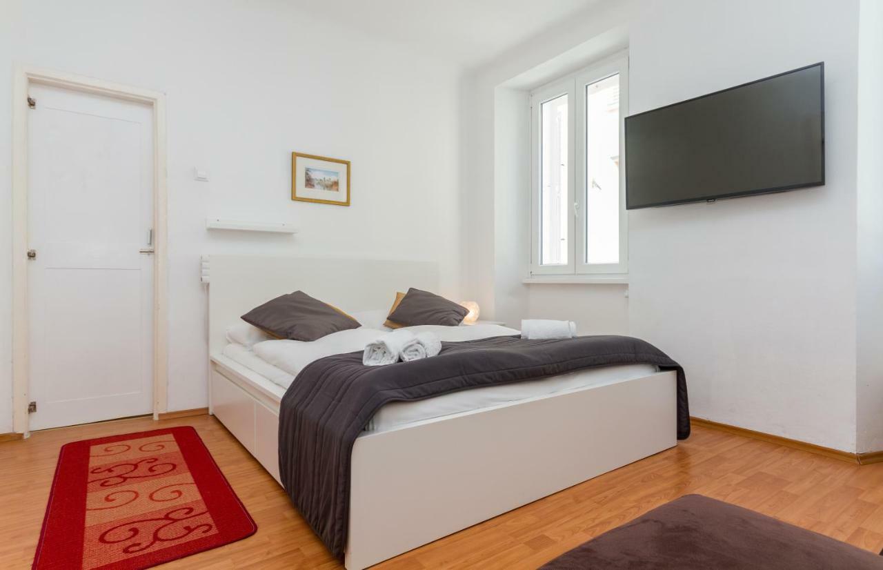 Apartment Petka 皮兰 外观 照片